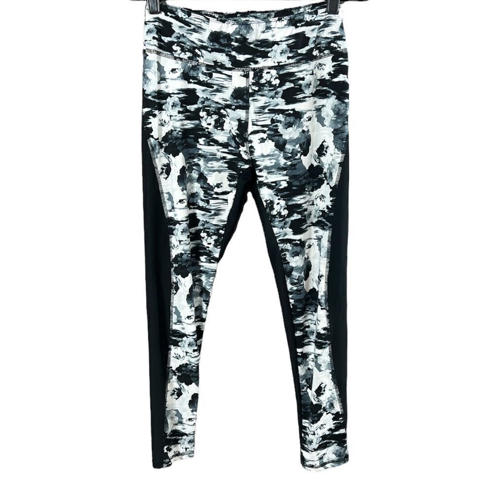 Black and white floral leggings